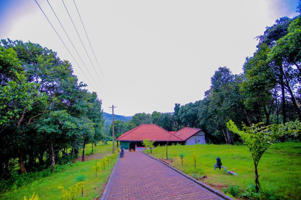 Aadhavana Homestay - Sakleshpur Māranhalli Exterior foto